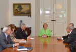 Presidenta Bachelet se reúne con Canciller Muñoz, agente y coagentes ante La Haya